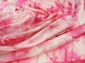 jedwab w różowe kwiaty