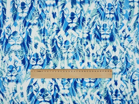 jedwab w zwierzęce motywy niebieskie