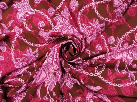 bordowy jedwab w róże peonie i łańcuszki