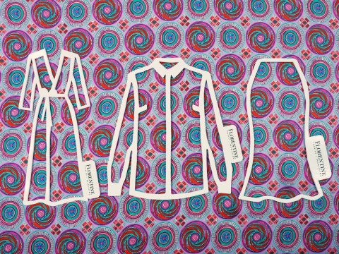 fioletowa satyna jedwabna w ozdobne koła w stylu etno