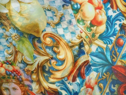 jedwab szyfon w motywy z sycylijskiego folkloru