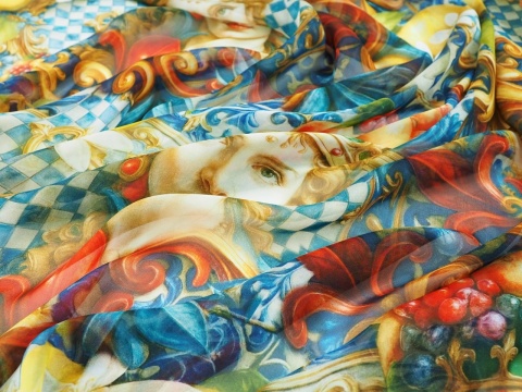 jedwab szyfon w motywy z sycylijskiego folkloru