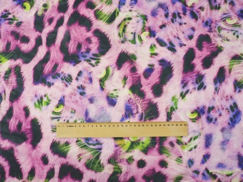 jedwab szyfon we fioletową panterkę i kocie oczy