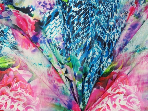 jedwab szyfon w kwiaty i skórę węża