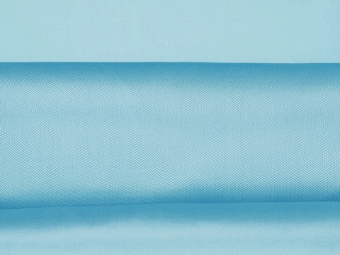podszewka wiskozowa w kolorze jasnego błękitu