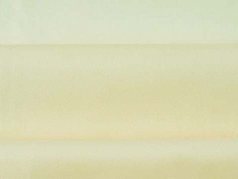 podszewka w kolorze budyniu waniliowego