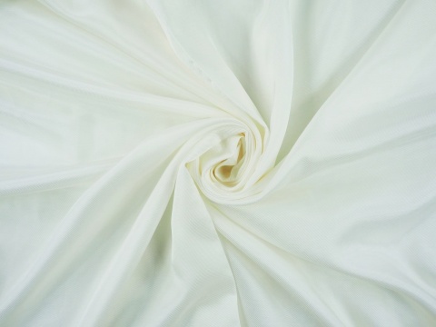 podszewka wiskozowa w kolorze jasnej śmietanki