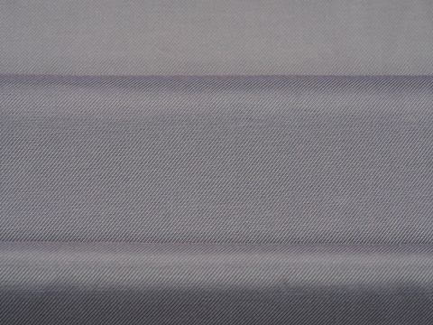 podszewka w kolorze popielatym