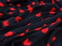 czarna wiskoza w czerwone serca