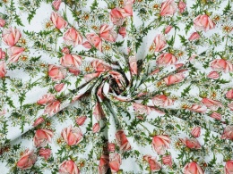 biała bawełna ażurowa w różowe róże i białe kwiaty