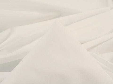 Bawełna elastyczna batyst - Biel z mleczną nutą