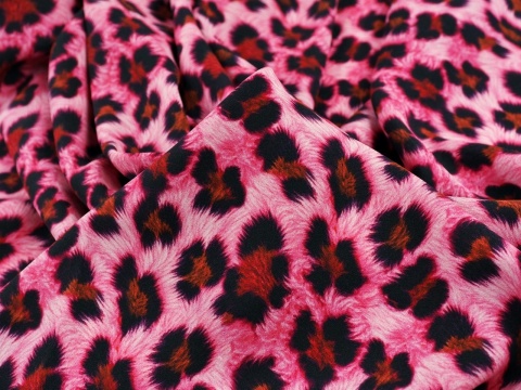 jedwab w różową panterkę