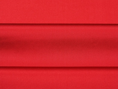 czerwony jedwab satyna