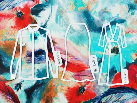 jedwab w pióra i kwiaty w malarskim stylujedwab w pióra i kwiaty w malarskim stylu