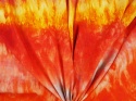 jedwab z motywem tie-dye w ognistych barwach