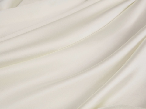 jedwab elastyczny mleczna biel