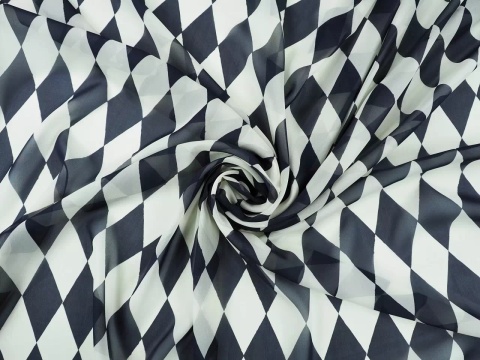 szyfon jedwabny w czarno-biały wzór karo