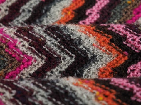 Wełna Missoni - Szaro-różowy zygzak Wełna Missoni - Szaro-różowy zygzak