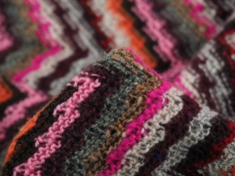Wełna Missoni - Szaro-różowy zygzak Wełna Missoni - Szaro-różowy zygzak