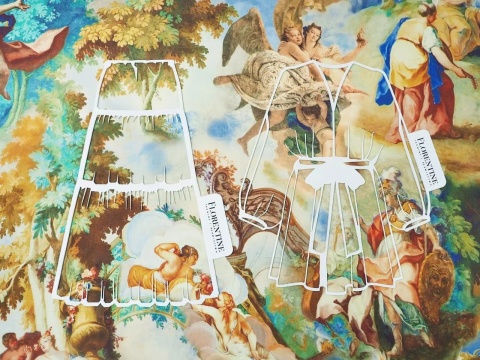 jedwab organza w scenki z mitologii na niebieskim tle