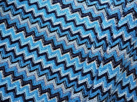 Wełna Missoni - Niebiesko-granatowy zygzak Wełna Missoni - Niebiesko-granatowy zygzak