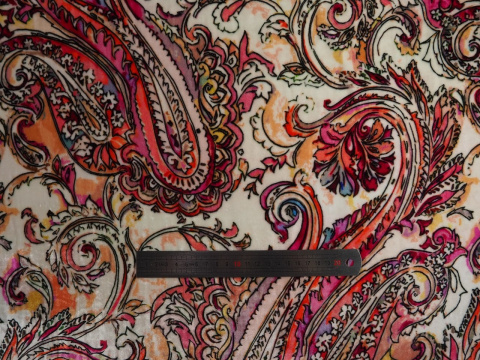Welur jedwabny - Orientalny paisley Welur jedwabny - Orientalny paisley