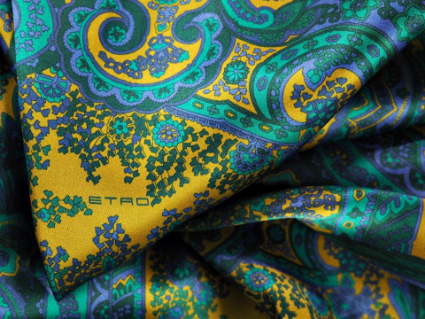Jedwab Etro - Zielone paisley na musztardzie Jedwab Etro - Zielone paisley na musztardzie