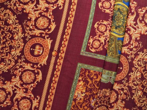 Wełna z jedwabiem - Kwadraty bordo Wełna z jedwabiem - Kwadraty bordo