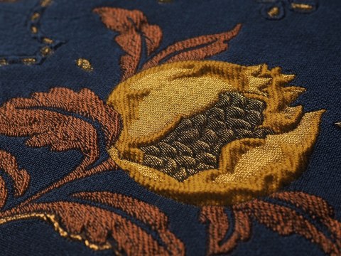Żakard jedwabny - Musztardowe kwiaty na granacie Żakard jedwabny - Musztardowe kwiaty na granacie