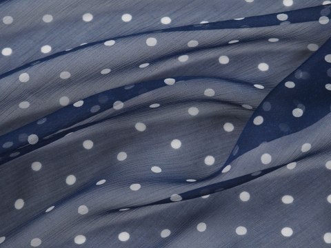 Jedwab szyfon - Białe groszki na granatowym tle Jedwab szyfon - Białe groszki na granatowym tle