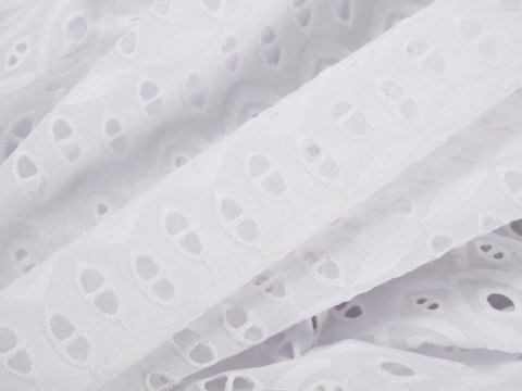 Bawełna ażurowa - Białe elipsy Bawełna ażurowa - Białe elipsy