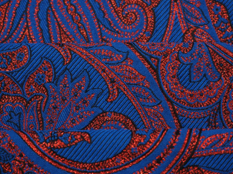Żakard - Czerwone paisley'e na błękicie Żakard - Czerwone paisley'e na błękicie