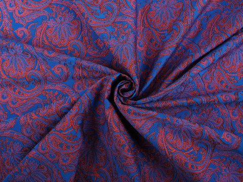 Żakard - Czerwone paisley'e na błękicie Żakard - Czerwone paisley'e na błękicie