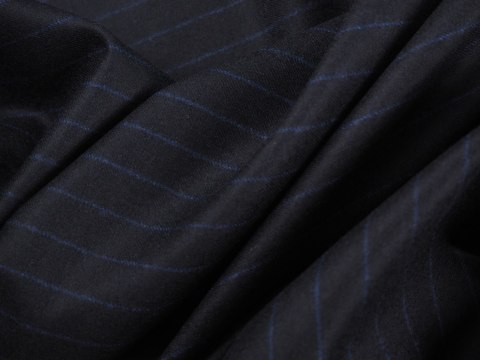 Wełna zimowa - Atrament z błękitnym prążkiem Wełna zimowa - Atrament z błękitnym prążkiem