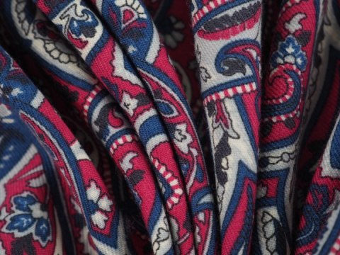 Wełna - Paisley granat i róż Wełna - Paisley granat i róż