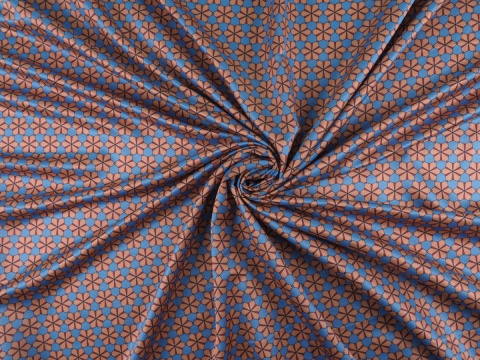 Wełna z jedwabiem - Geometryczne kwiaty Wełna z jedwabiem - Geometryczne kwiaty