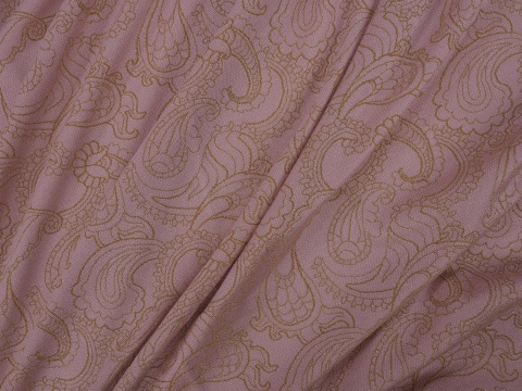 Dzianina wiskozowa - Złoty paisley na różu Dzianina wiskozowa - Złoty paisley na różu