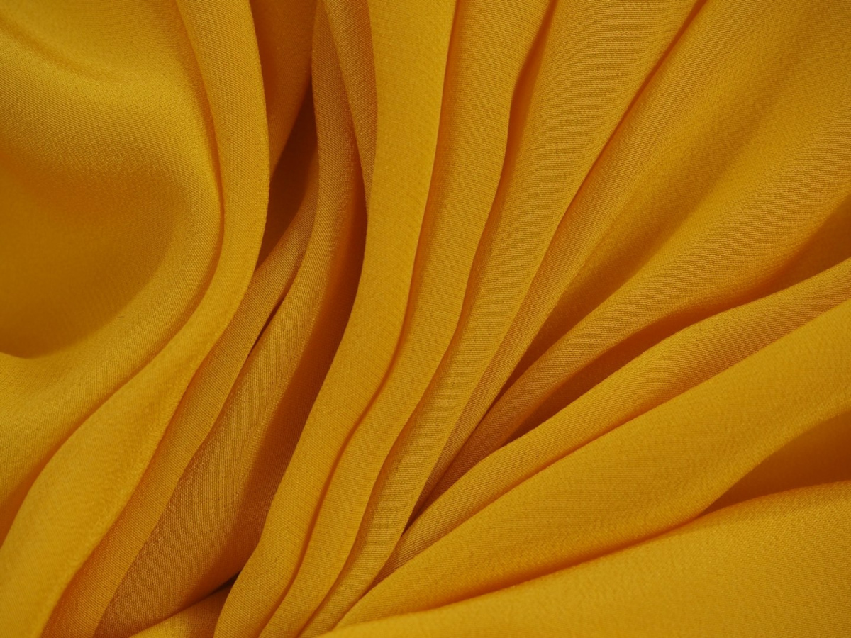 Jedwab krepa - Żółty z połyskiem [kupon 2,5 m]