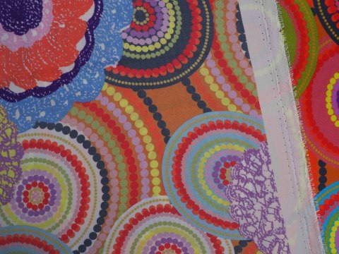 jedwab sygnowany Etro kolorowe wzory geometryczne jedwab sygnowany Etro kolorowe wzory geometryczne