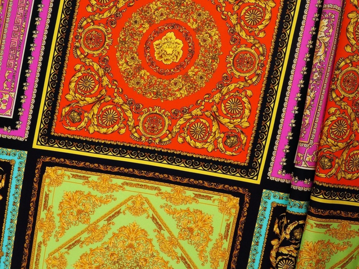 jedwab elastyczny krepa kolorowe kwadraty ornamenty jedwab elastyczny krepa kolorowe kwadraty ornamenty