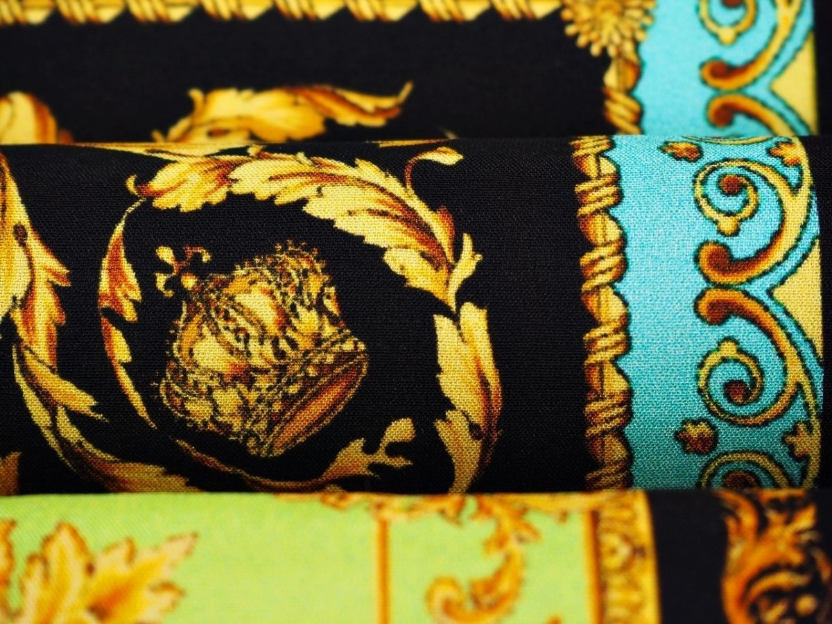 jedwab elastyczny krepa kolorowe kwadraty ornamenty jedwab elastyczny krepa kolorowe kwadraty ornamenty