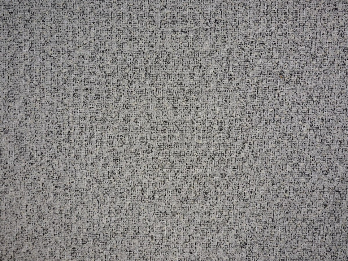 chanelka boucle szary z czarną nitką chanelka boucle szary z czarną nitką