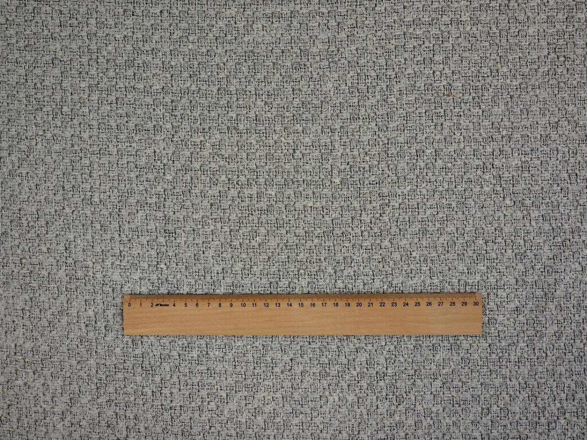 chanelka boucle szary z czarną nitką chanelka boucle szary z czarną nitką
