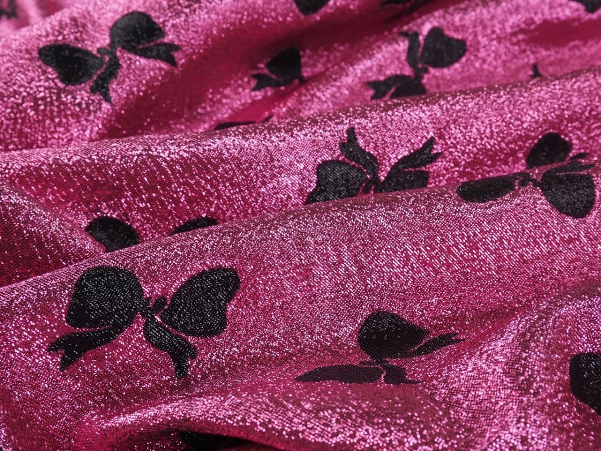 metaliczny jedwab lurex kokardki czarne na różu metaliczny jedwab lurex kokardki czarne na różu