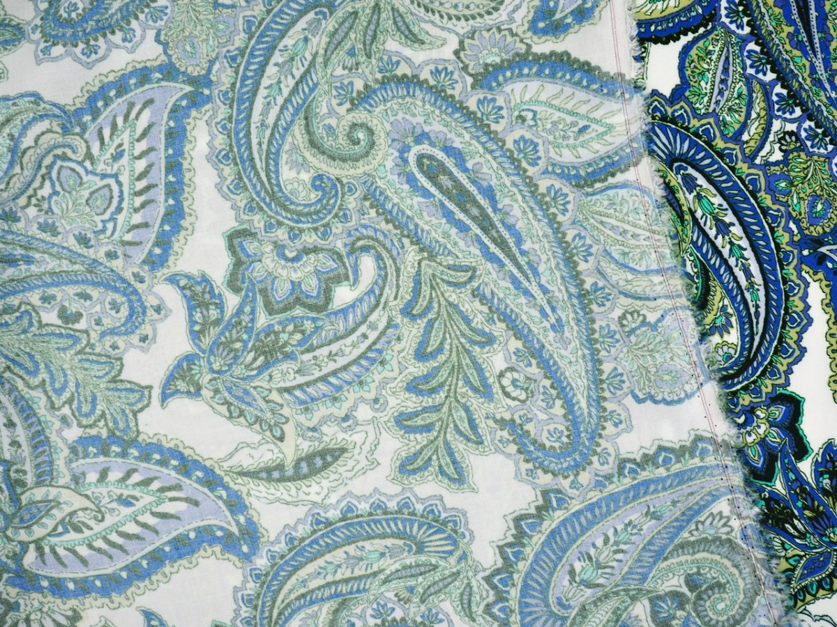 wiskoza paisley niebieski zielony wiskoza paisley niebieski zielony