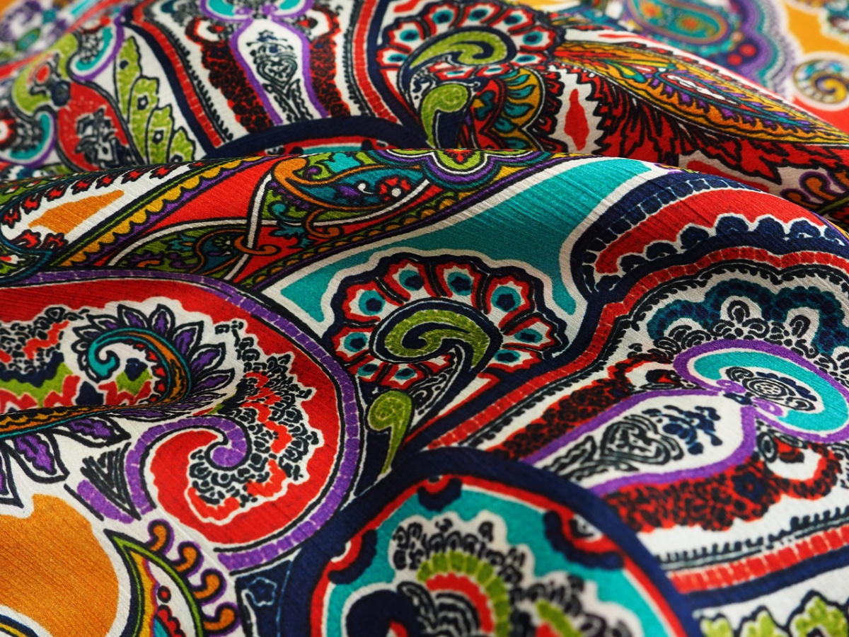 Jedwab kreszowany - Orientalne wzory Jedwab kreszowany - Orientalne wzory