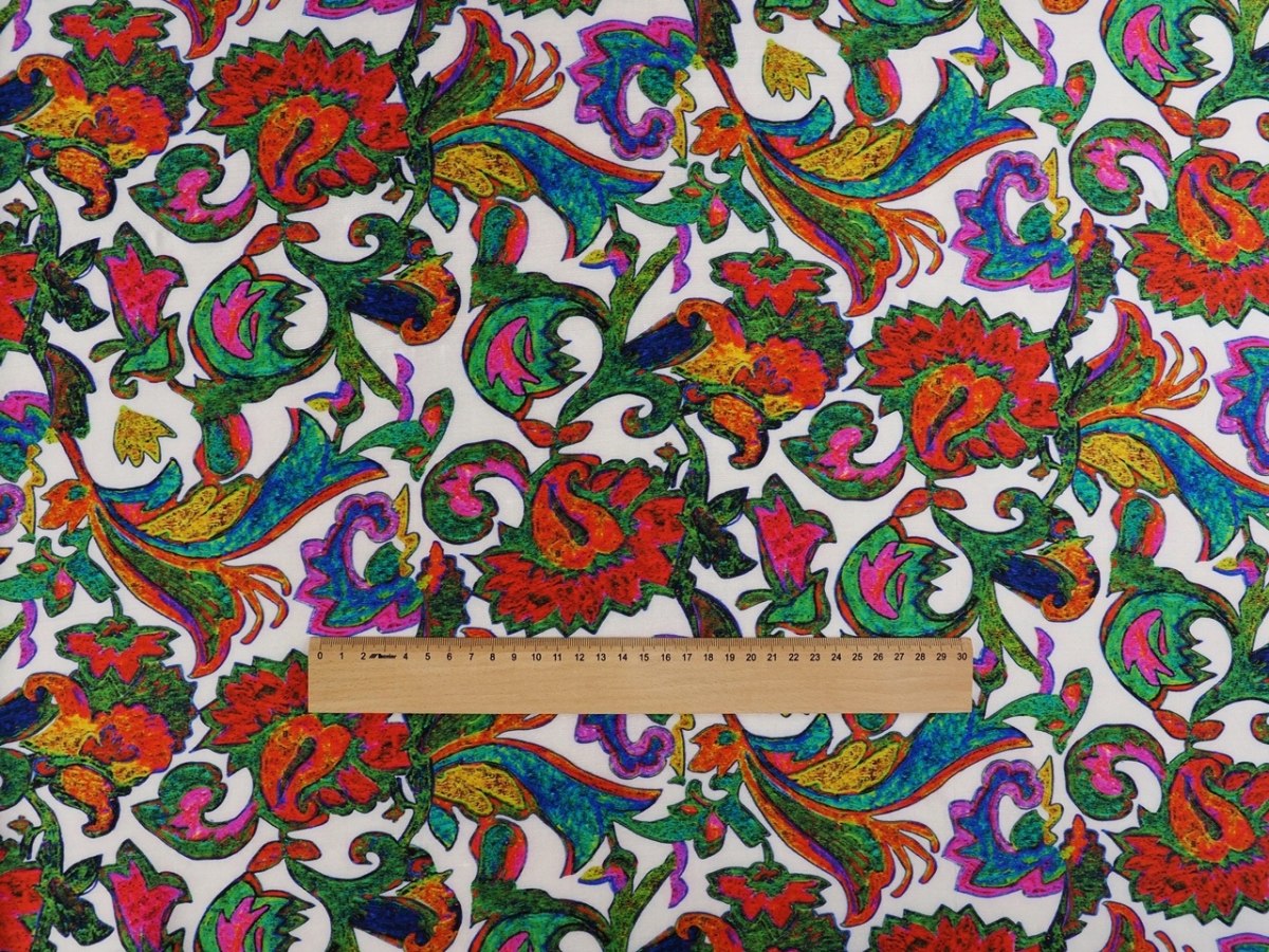 Jedwab - Kolorowe roślinne ornamenty Jedwab - Kolorowe roślinne ornamenty