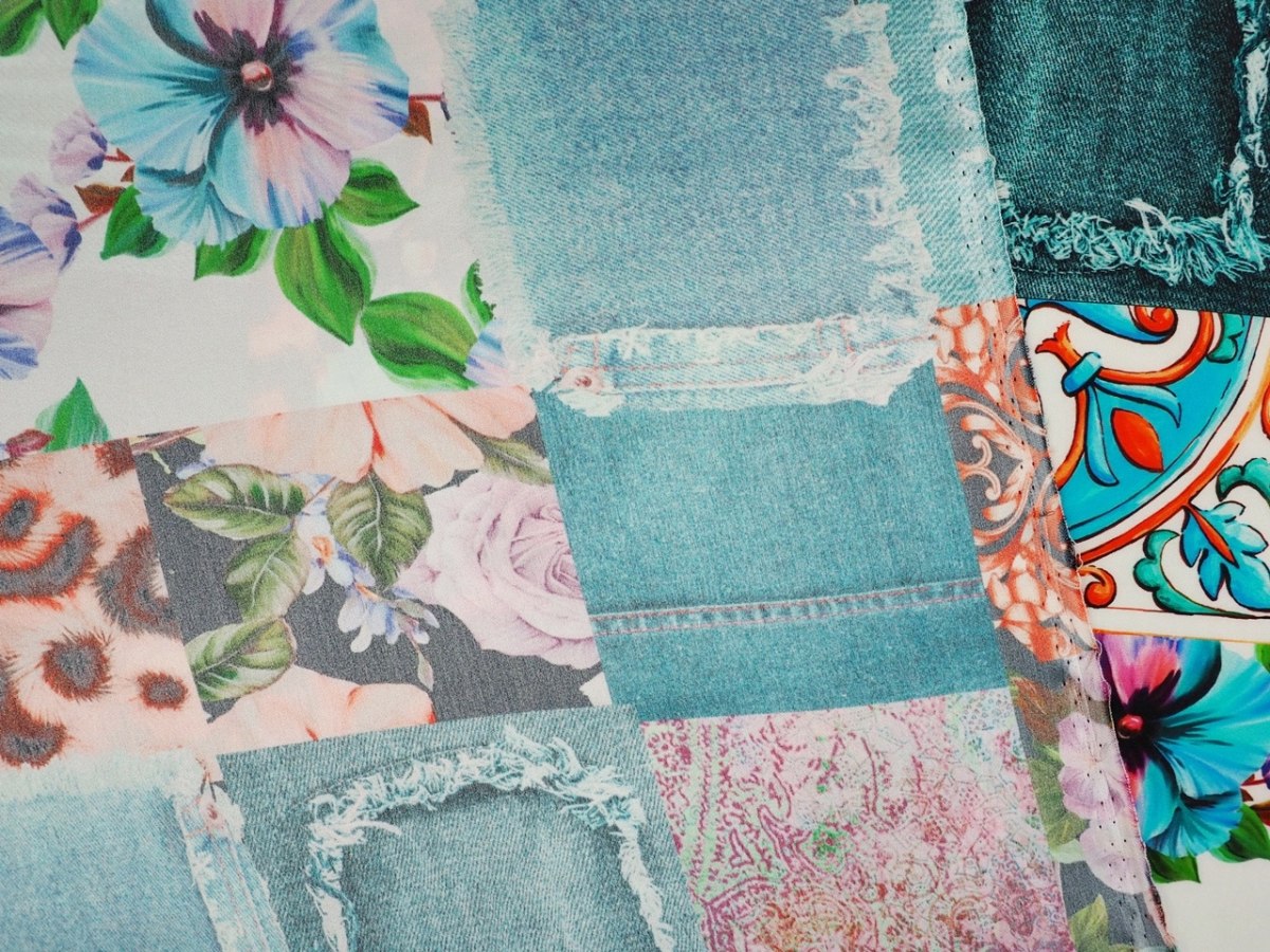 Jedwab elastyczny - Jeansowy patchwork czerwień Jedwab elastyczny - Jeansowy patchwork czerwień