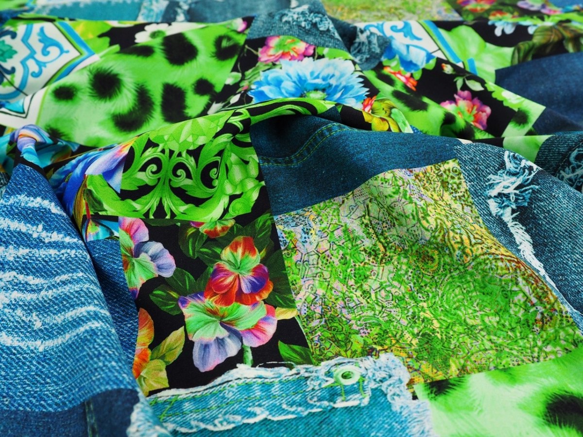 Jedwab elastyczny - Jeansowy patchwork neon zieleń Jedwab elastyczny - Jeansowy patchwork neon zieleń