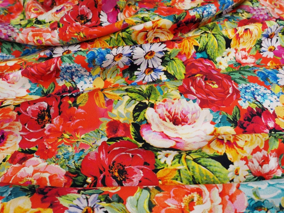 Jedwab twill - Nasycone kwiaty Jedwab twill - Nasycone kwiaty